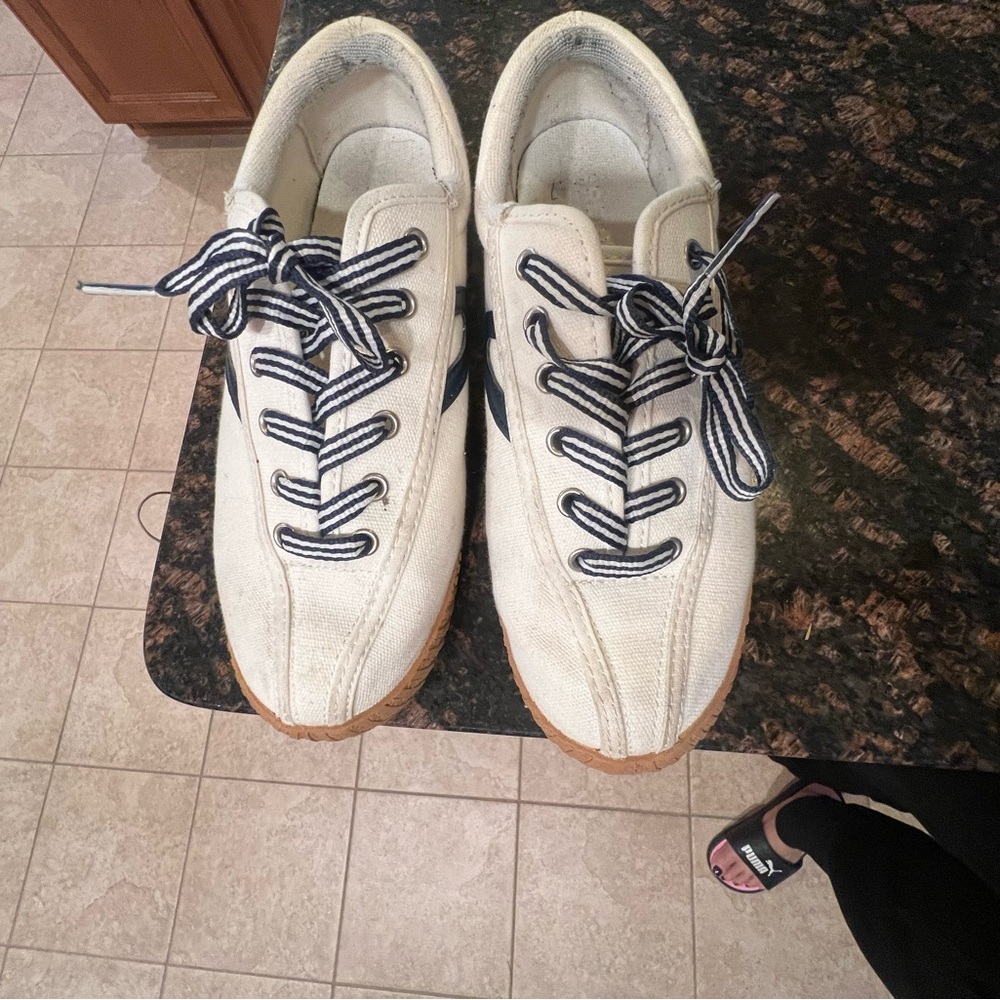 Tretorn sneakers!!!